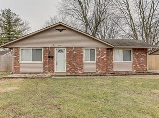 1044 Eastlawn Dr, New Whiteland, IN