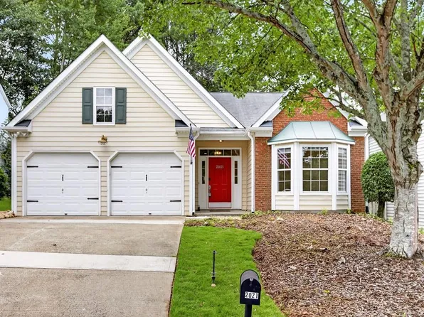 2021 Crestview Way, Woodstock, GA 30188