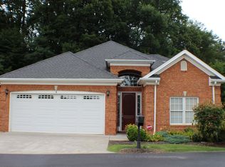 1209 Fall Creek Rd, Kingsport, TN 37664