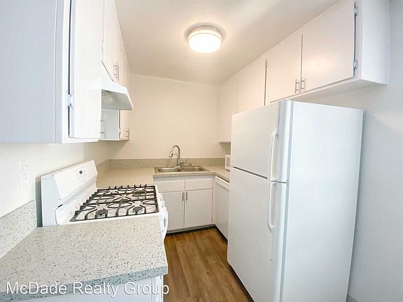 3rd image of 3659 Lemona Ave #8562126