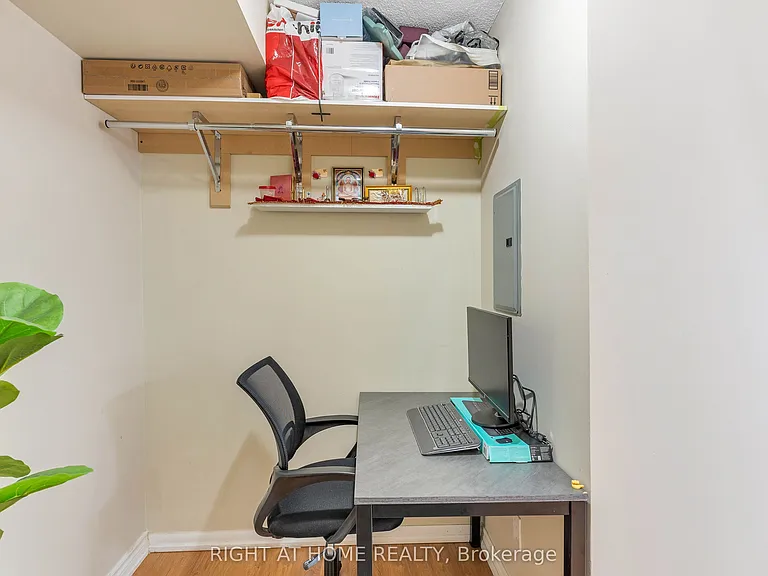 231 Fort York Blvd #1807 — Photo 21