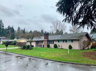 7705 SE 34th St, Mercer Island, WA 98040