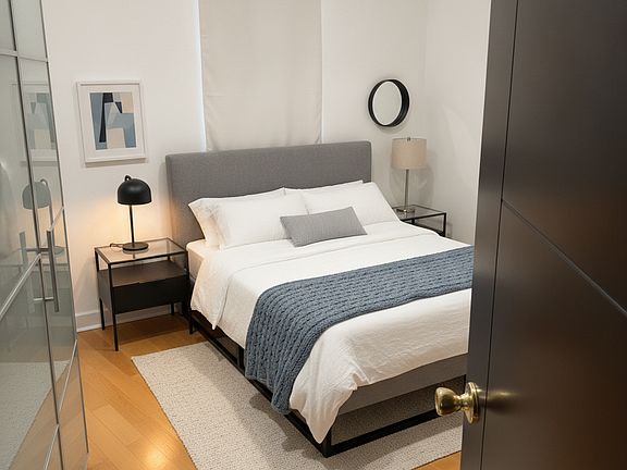 5th image of 8 W 108th St APT 25