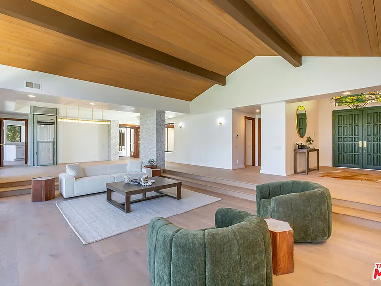5109 Lakeview Canyon Rd — Photo 9
