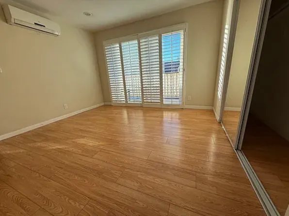 (undisclosed Address), Santa Monica, CA 90404