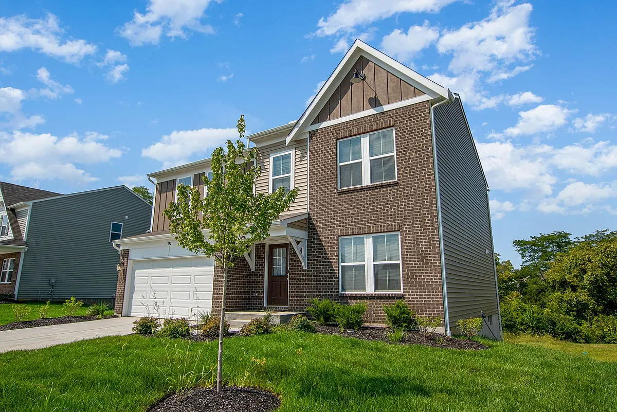 Building Photo - 1392 Soaring Way