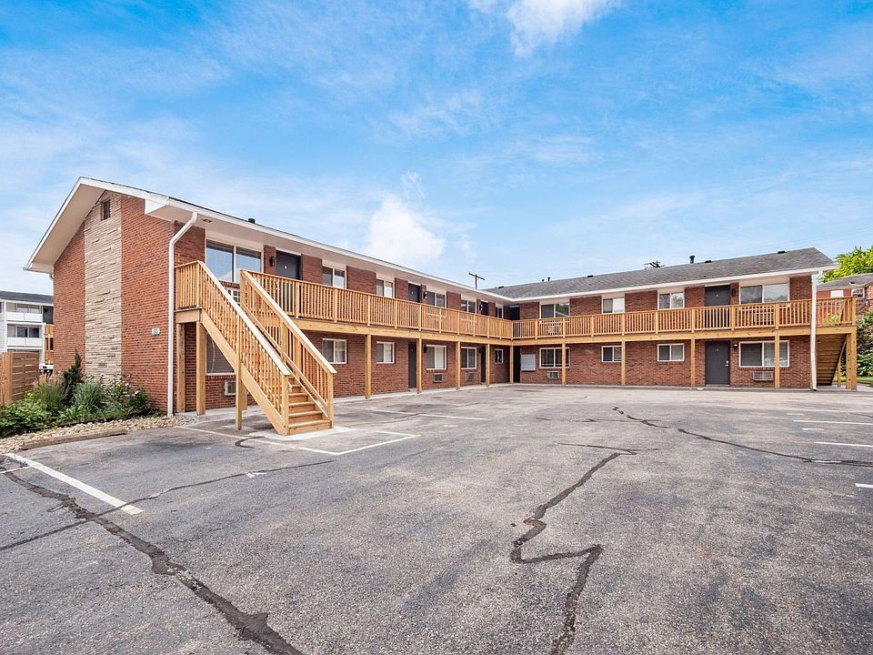 1st image of 593 Riverview Dr APT C