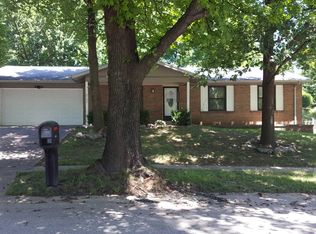 6708 English Oak Dr, Hazelwood, MO 63042