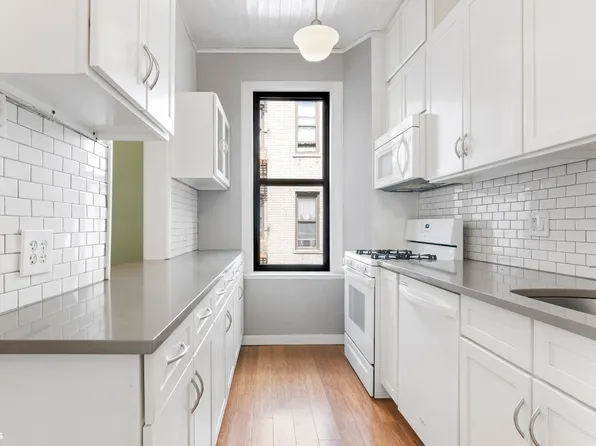 109 Seaman Avenue 4A image 3 of 8