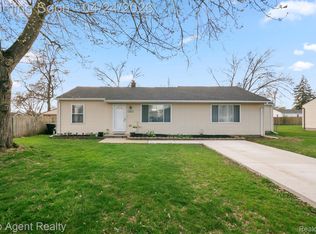 46059 Huling St, Shelby Township, MI 48317