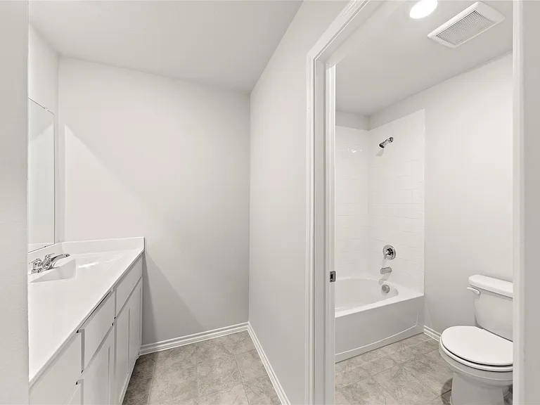 317 Bent Oak Dr — Photo 8