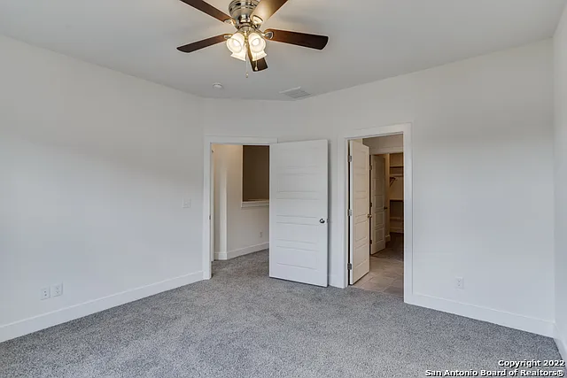 206 Topaz #1502 — Photo 11