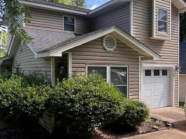 513 Austin Cir, Russellville, AR 72801