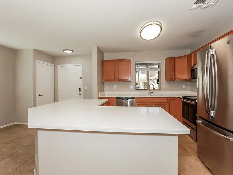 2541 S De Soto Rd — Photo 7
