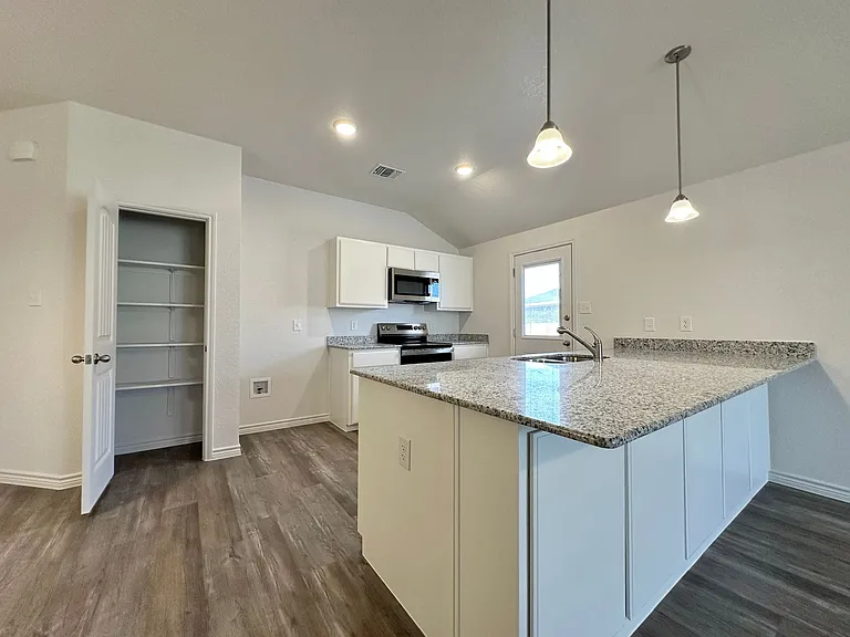 234B Dolphin Dr — Photo 10