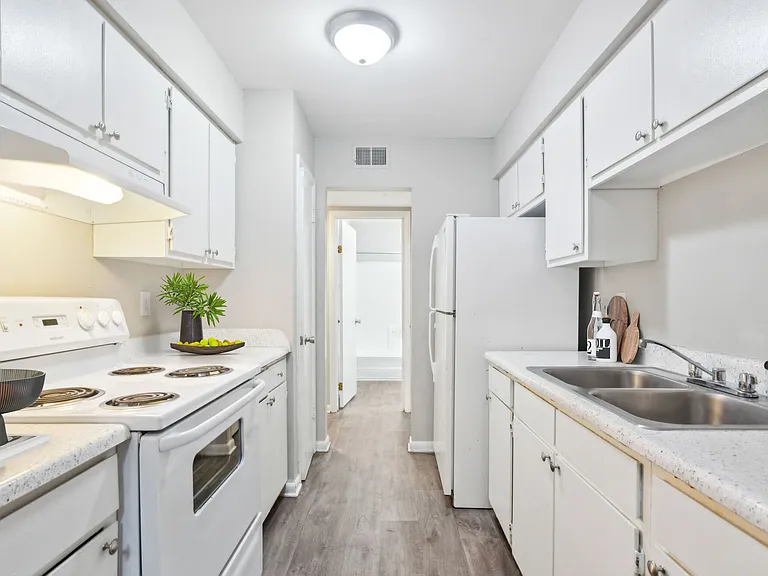 Oak Meadows — Photo 18