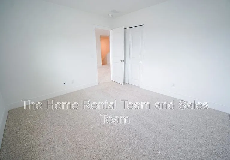 128 Kingswood Cir — Photo 31