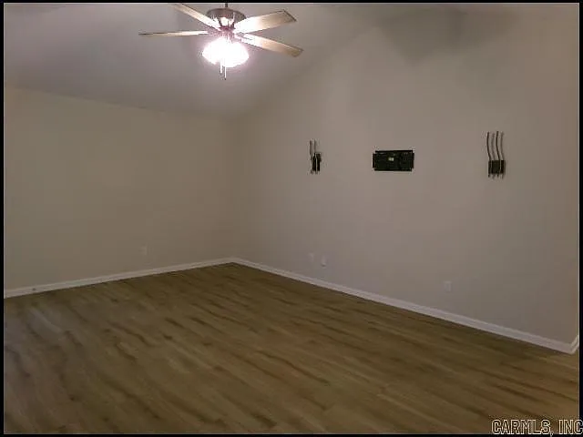 5399 Heritage Valley Dr — Photo 4