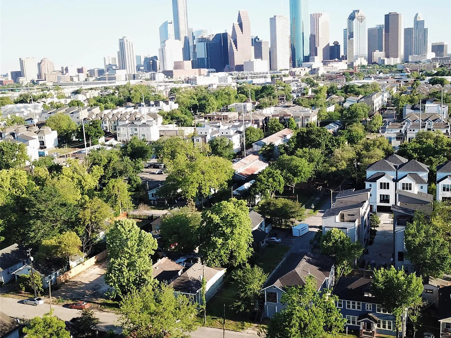 1 bed, 1.0 bath, 650 sqft, $1,200 — Photo 3