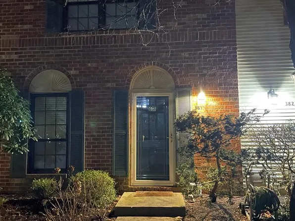 381 Bromley Pl, East Brunswick, NJ 08816