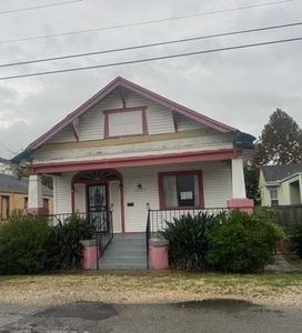 1435 Piety St, New Orleans, LA, 70117