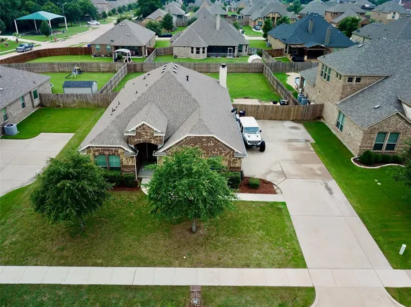 306 Michelle Ct, Glenn Heights, TX 75154