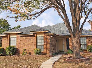 983 Acorn Dr, Lewisville, TX 75067