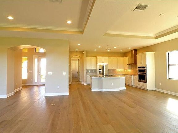 5th image of 10952 Bullrush Dr