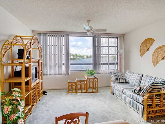 4th image of 10644 W Clairmont Cir #203