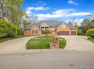 6319 Woodmere Ct, Flint, MI 48532