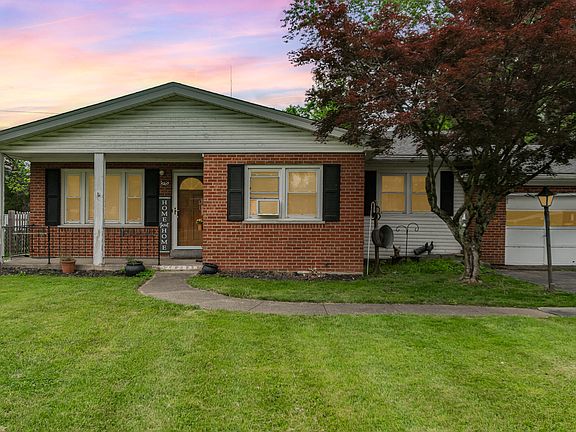 2nd image of 779 Marylou Dr
