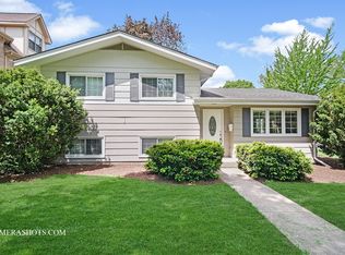 515 Ravine Rd, Hinsdale, IL 60521