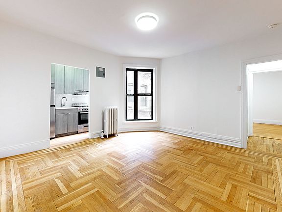 2nd image of 254 Seaman Ave #4D