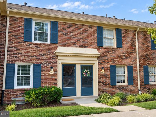8414 Penshurst Dr #590