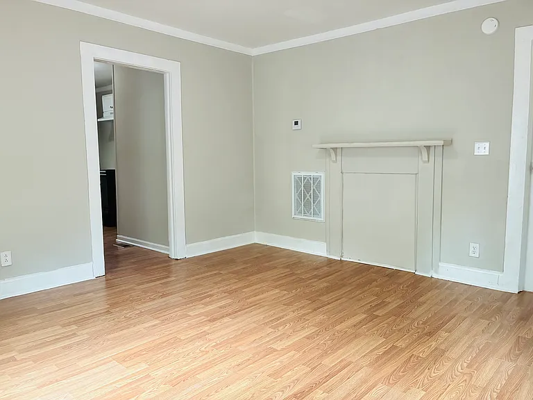 918 Airline Ext — Photo 4