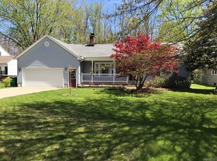 6569 E Eden Rd, Hamburg, NY 14075