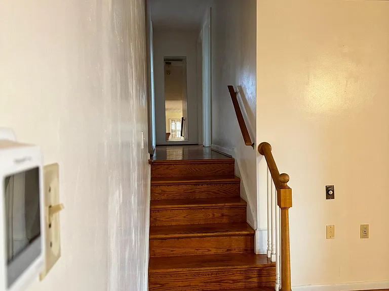 1705 Brandon Dr — Photo 7