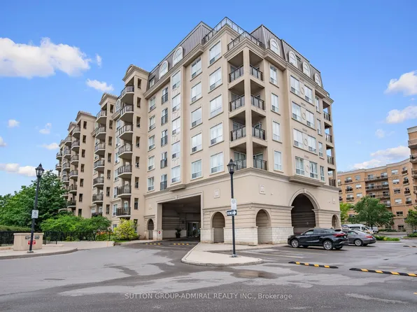 1 Maison Parc Ct #215, Vaughan, ON L4J 9K1