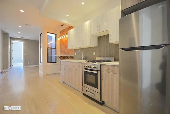 Rented by Citi Habitats | media 48