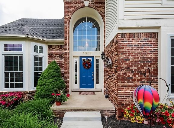 3rd image of 48959 Martell Ct