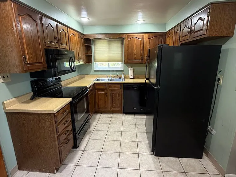 5375 Overland Trl — Photo 12