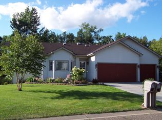 7430 31st St N, Oakdale, MN 55128