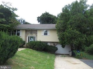 950 29th St, Camp Hill, PA 17011