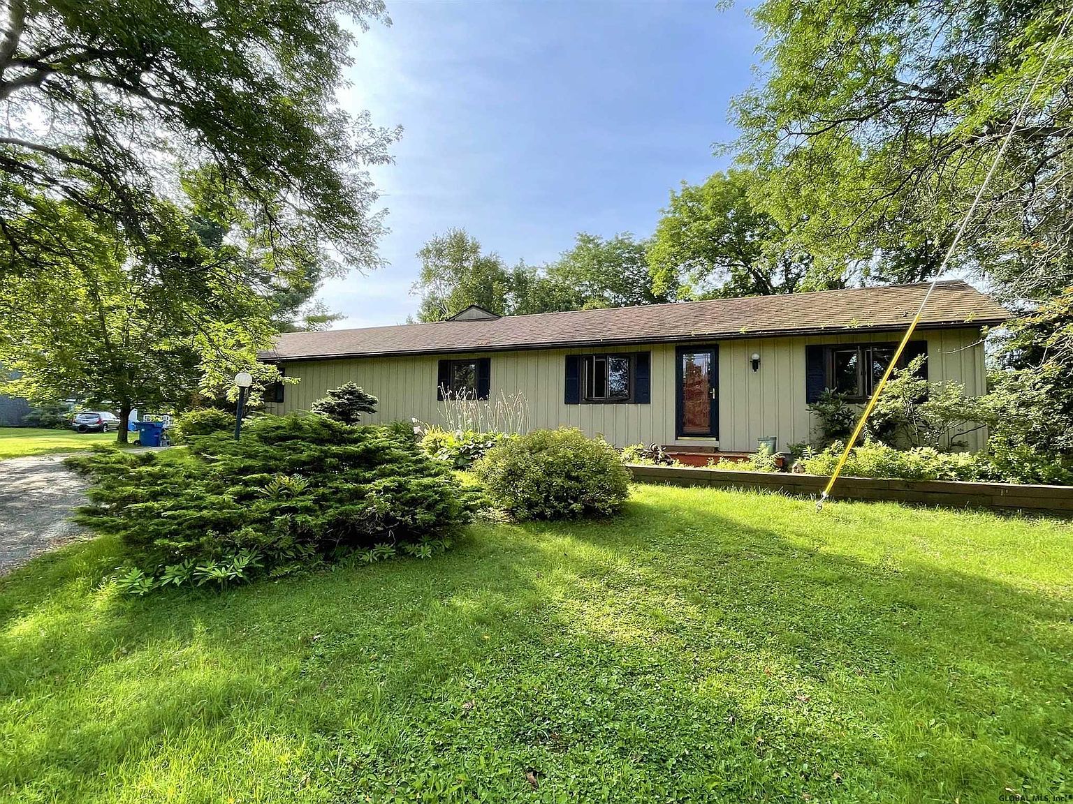 457 MCQUEEN Road, Amsterdam, NY 12010 Zillow