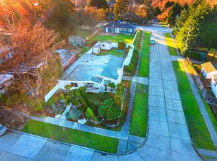 9403 25th Ave SW, Seattle, WA 98106