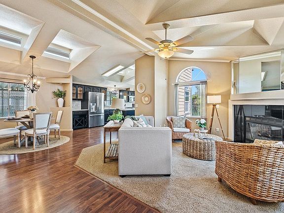 2nd image of 444 Whispering Pines Dr Space 116