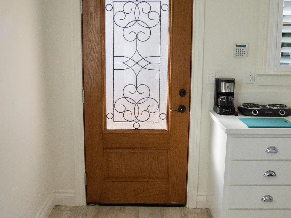 Come in