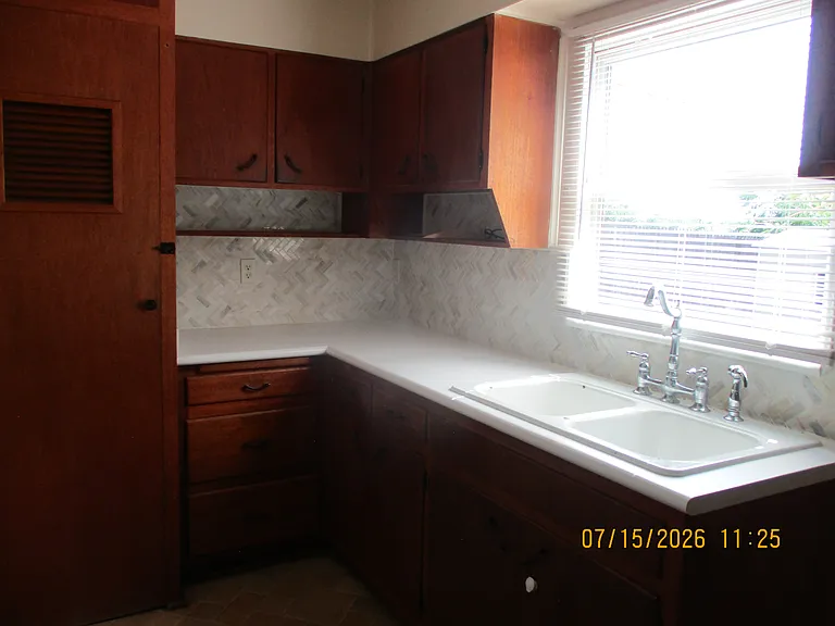2818 Palm St — Photo 3