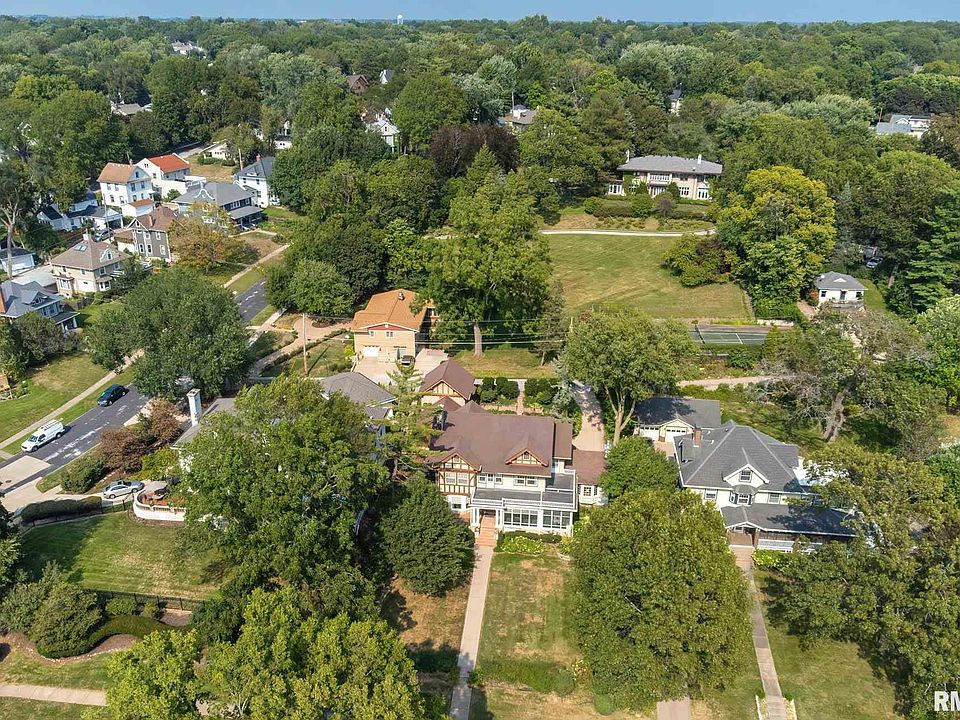 2412 E River Dr, Davenport, IA 52803 Zillow
