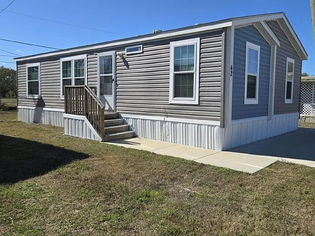 5611 Bayshore Rd #42